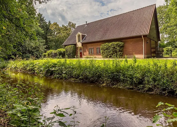 Aan De Beek